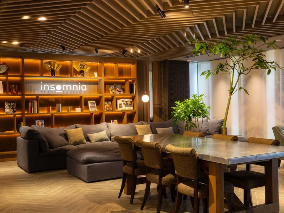 Bar/lounge