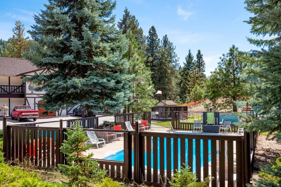 Alpine Rivers Inn Inn in Leavenworth