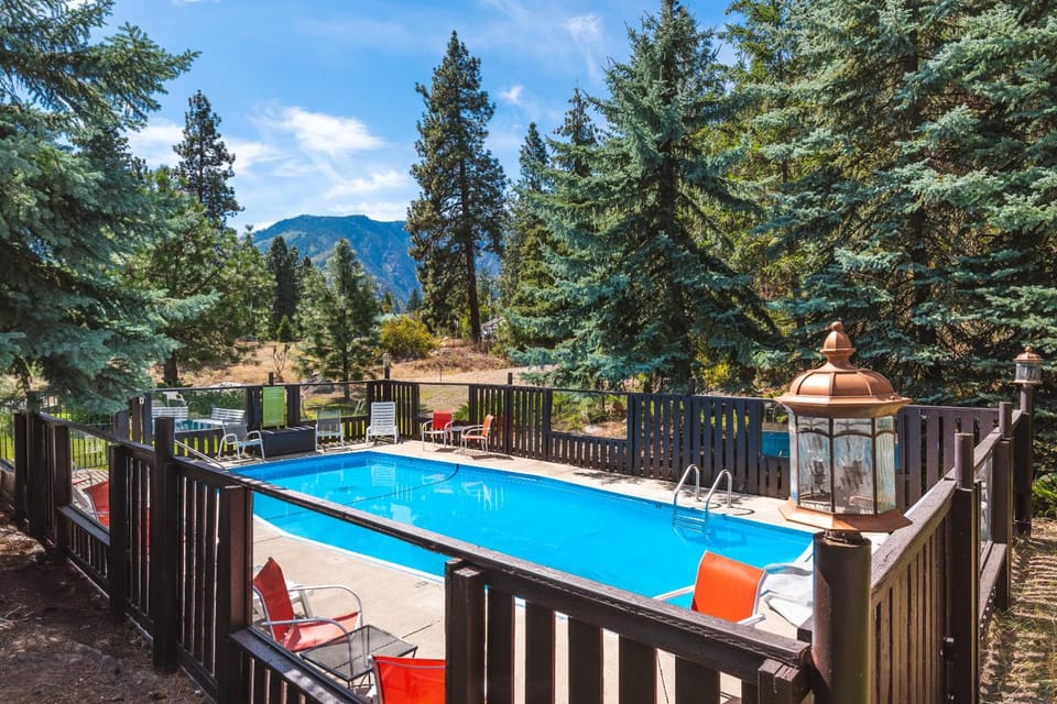 Alpine Rivers Inn Inn in Leavenworth