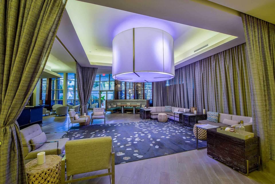 Bar/lounge