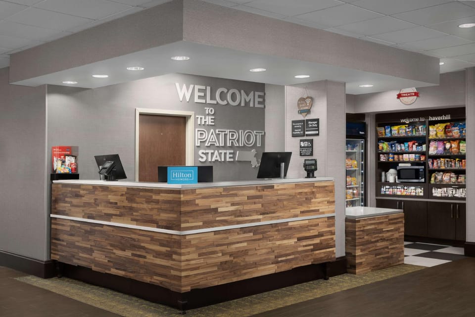Hampton Inn Haverhill Hotel in Methuen