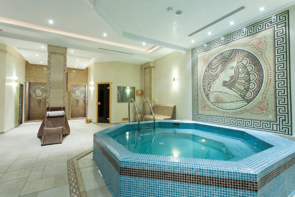 Hot tub