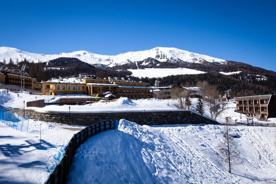 Club Esse Pila 2000 Hotel in Aosta