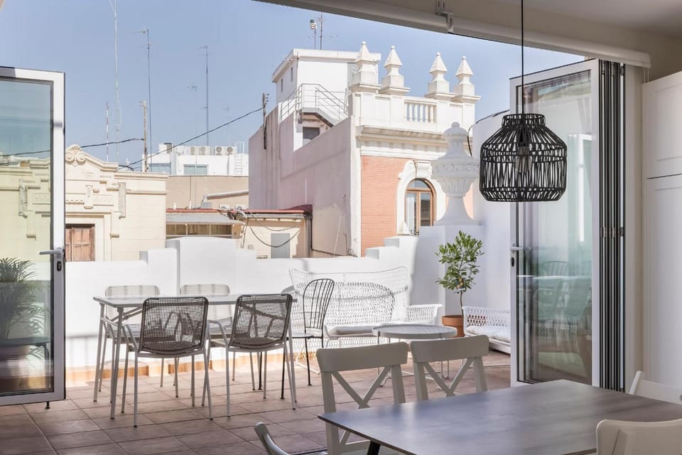 Macflats Ayuntamiento Hotel in Valencia