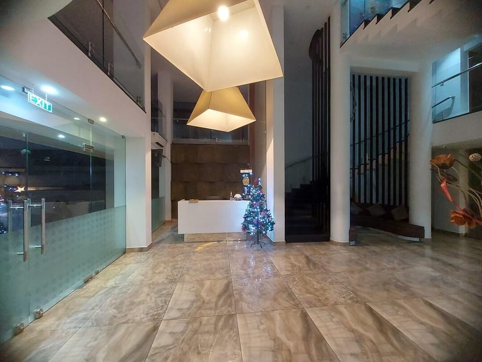 Hotel Crown Suites Hotel in Kochi