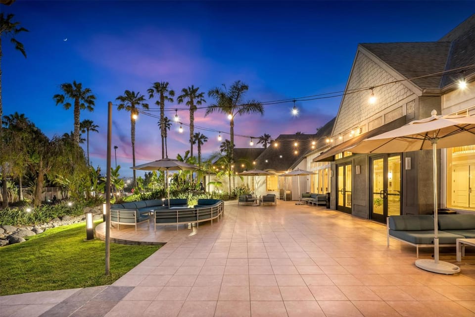 Hilton San Diego Del Mar Hotel in San Diego