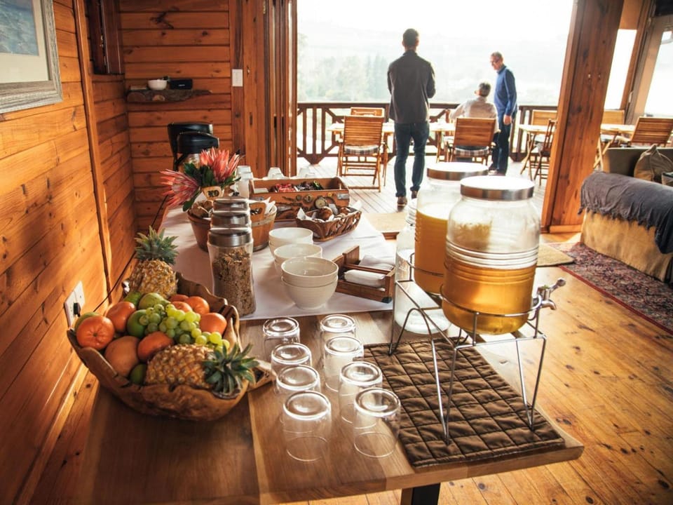 The Log Collective Lodge in Stellenbosch