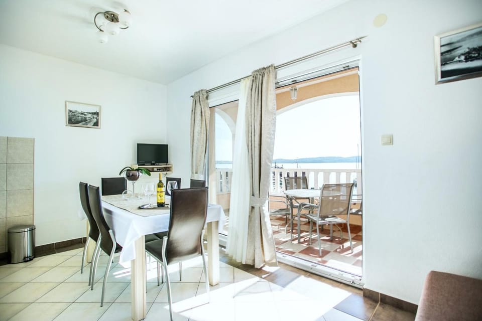 Kaja - right next to the beach Hotel in Šibenik-Knin County, Croatia