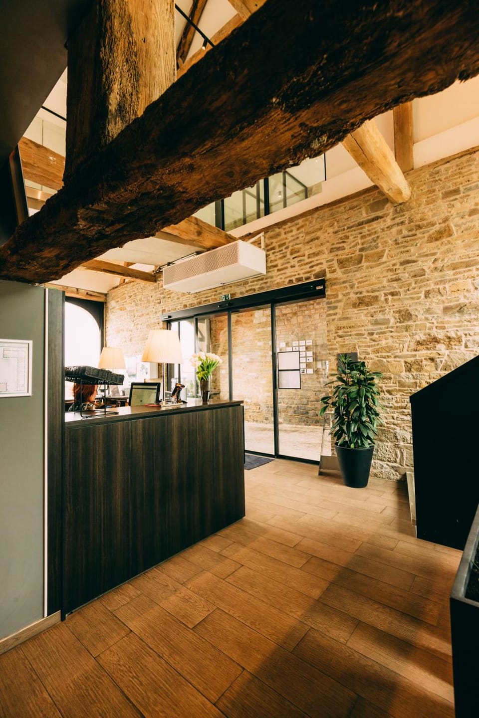 Hotel & Restaurant Five Nations Hotel in Wallonia, Belgium