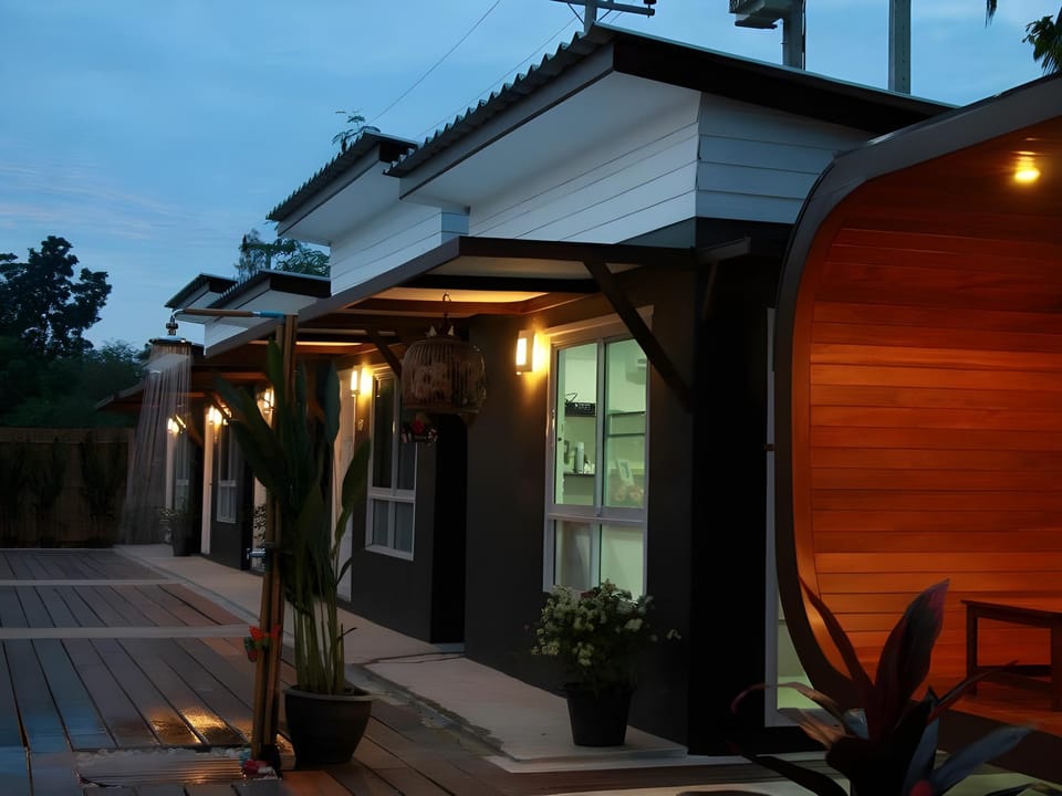 Baan Talaywhan Resort Resort in Prachuap Khiri Khan, Thailand