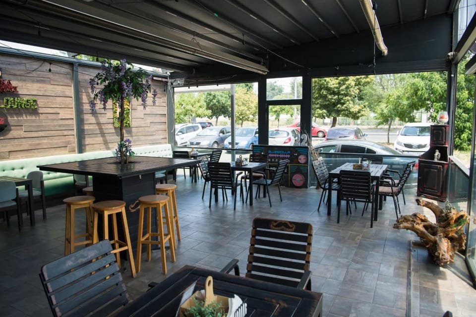 MBI Travel Inn Hotel in Craiova