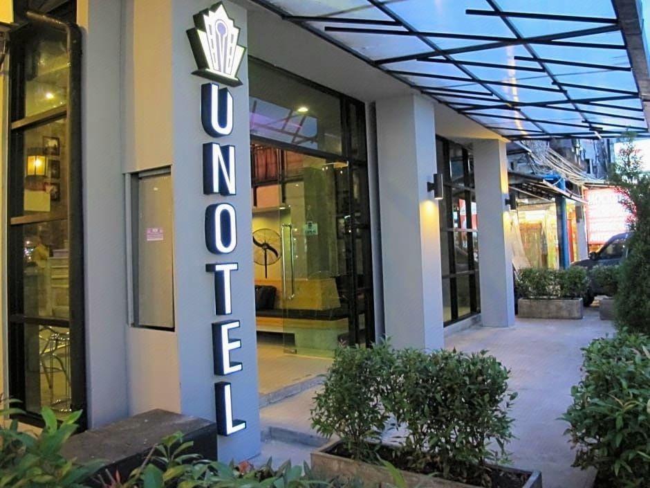 Unotel Karon Beach Hotel in Phuket