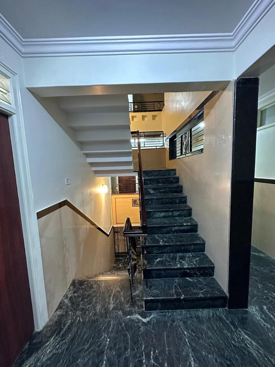 Mayur Paradise Hotel in Bengaluru