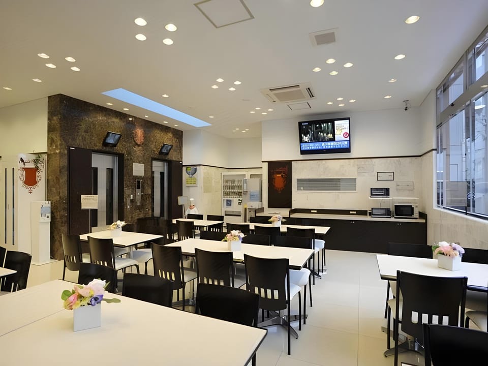 Toyoko Inn Yokohama Kannai Hotel in Yokohama