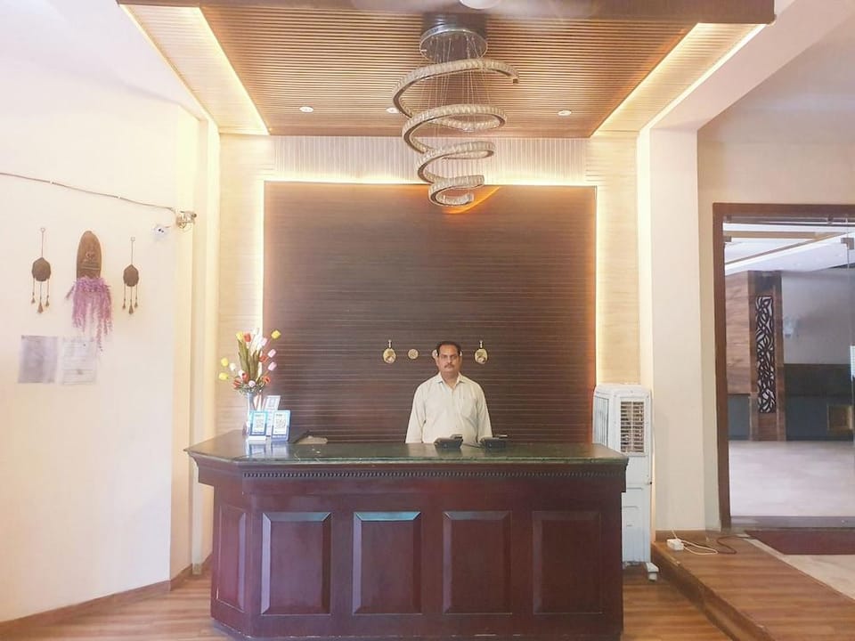Hotel Shrinath Palace Hotel in Uttar Pradesh