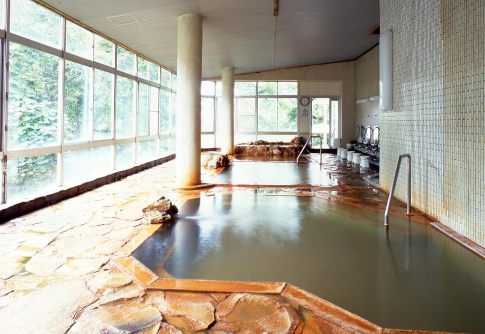 Hot spring bath