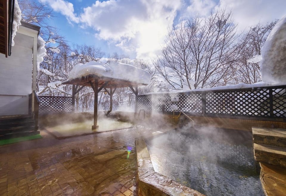 Hot spring bath