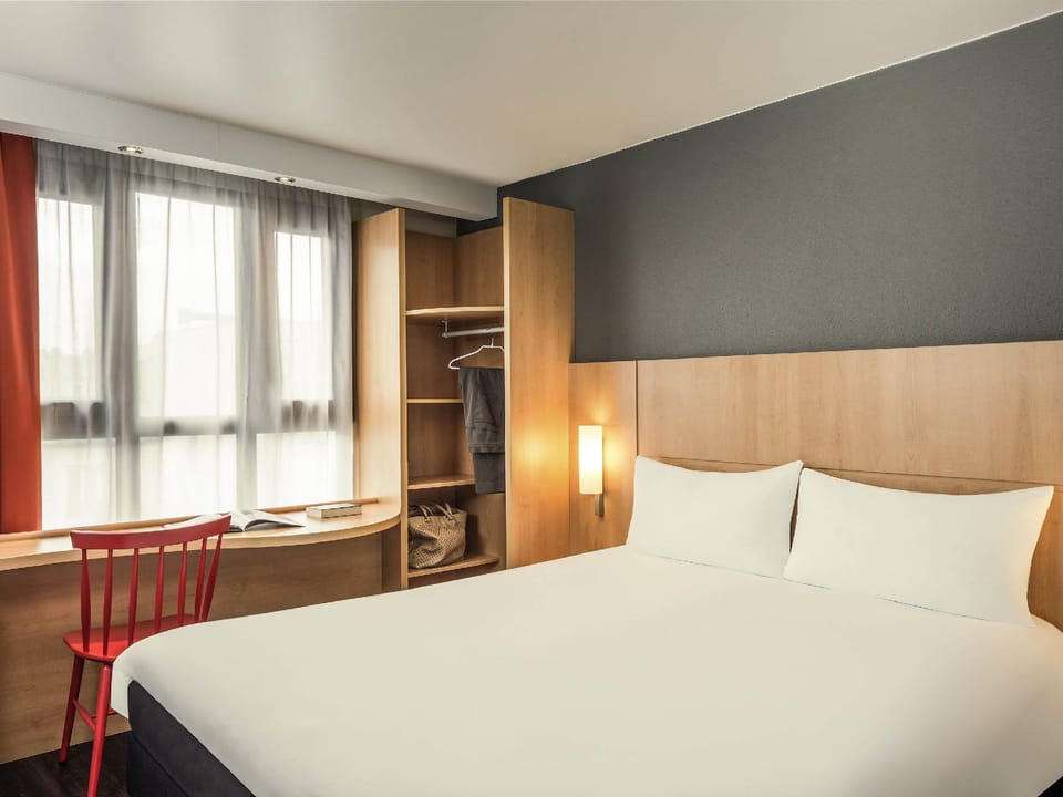 Guestroom