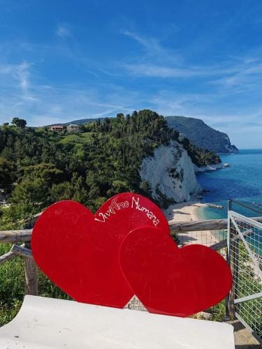 MARY FAMILY HOME Hotel in Marche