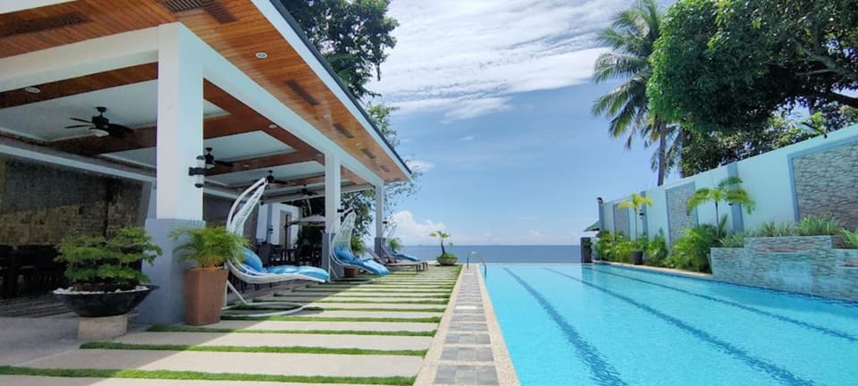 Sea Horizon Resort Hotel in Central Visayas