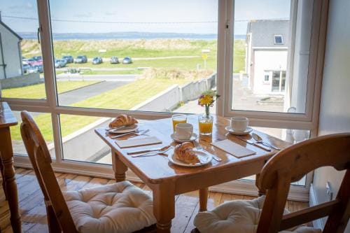 Ceol Na Mara House and Self Catering Hotel in County Sligo