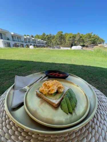 Oikos Sani Suites Hotel in Halkidiki