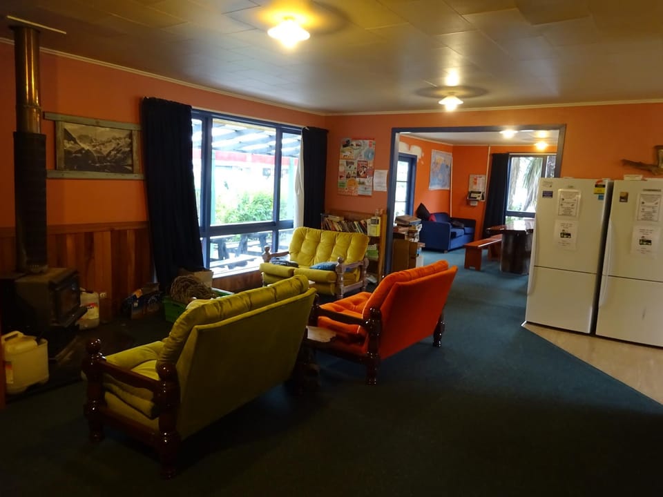 Glow Worm Accommodation Hostel in Franz Josef / Waiau