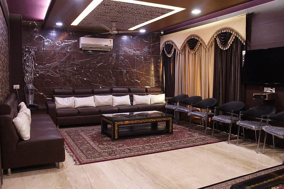 Aashadeep Hotel in Agra