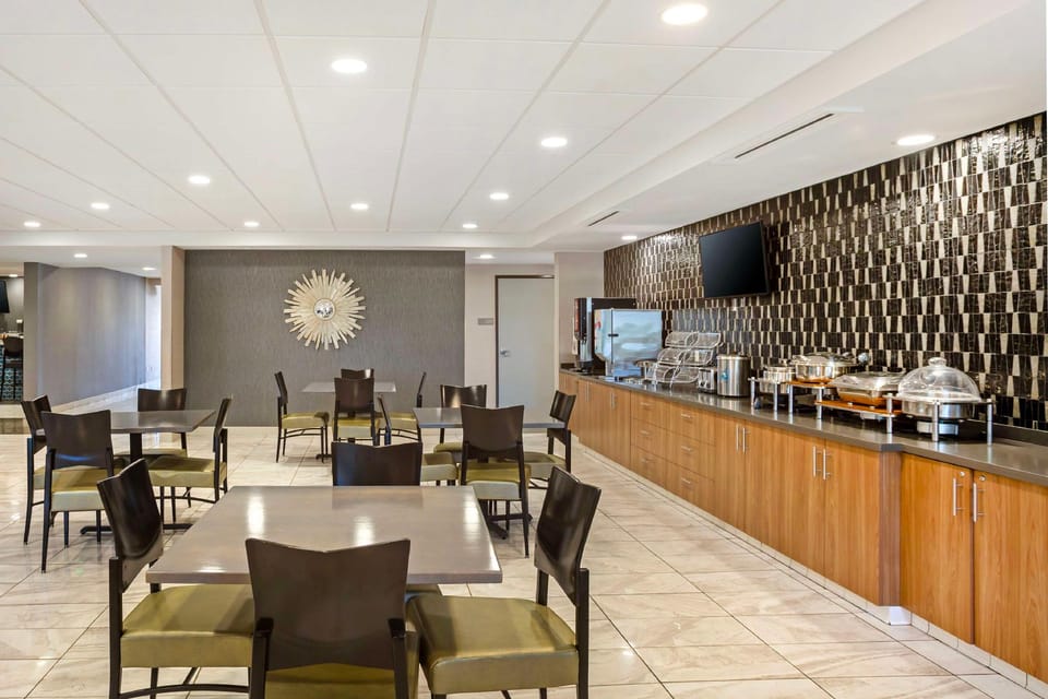 Best Western Plus Coalinga Inn Hotel in Sierra Nevada