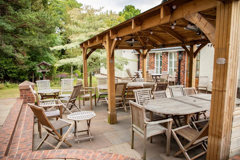 Mere Brook House Hotel in Liverpool