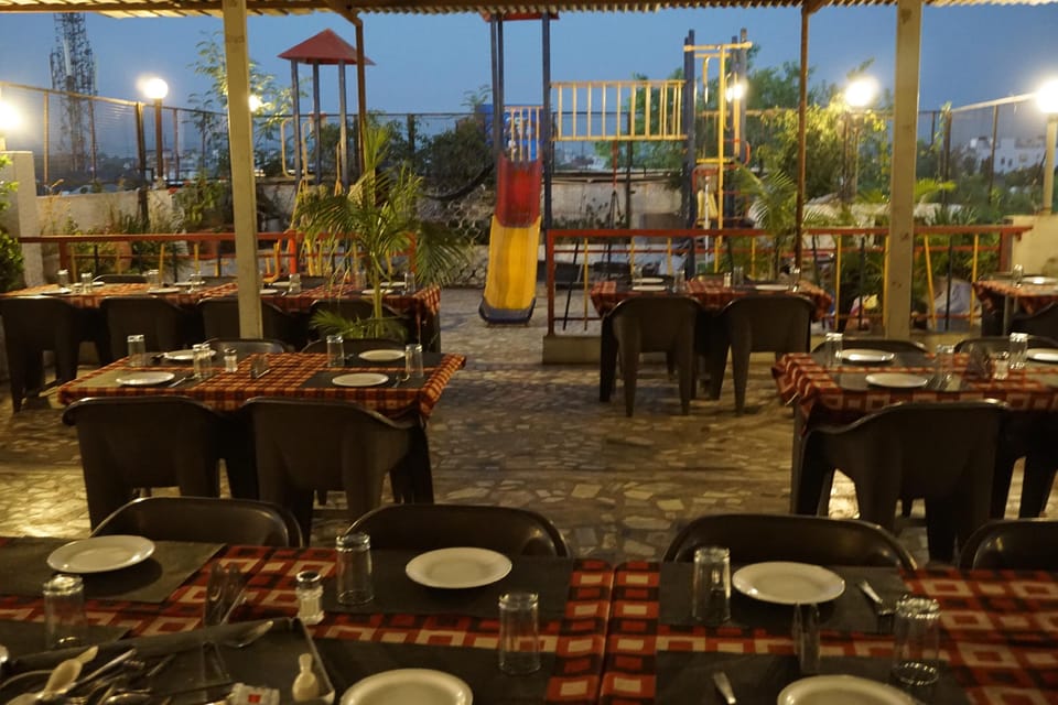 Hotel Kohinoor Plaza Hotel in Maharashtra