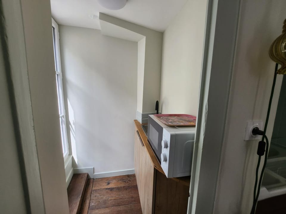 LE ZOLA Hotel in Bourges