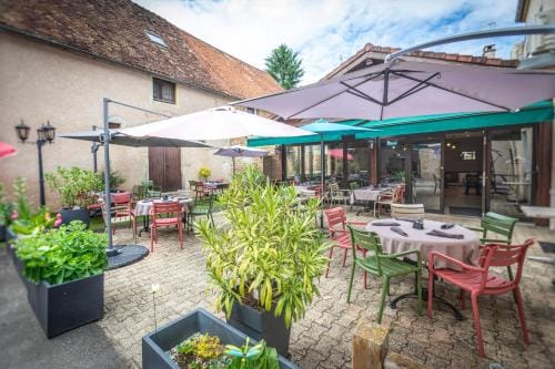 hotel du commerce Hotel in Bourgogne-Franche-Comté