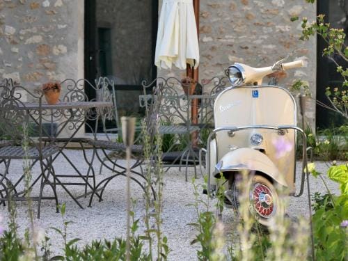 Val Trebbia Hotel in Île-de-France