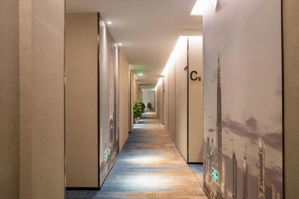 Naiwei S Hotel (Shenzhen Coastal City) Hotel in Shenzhen