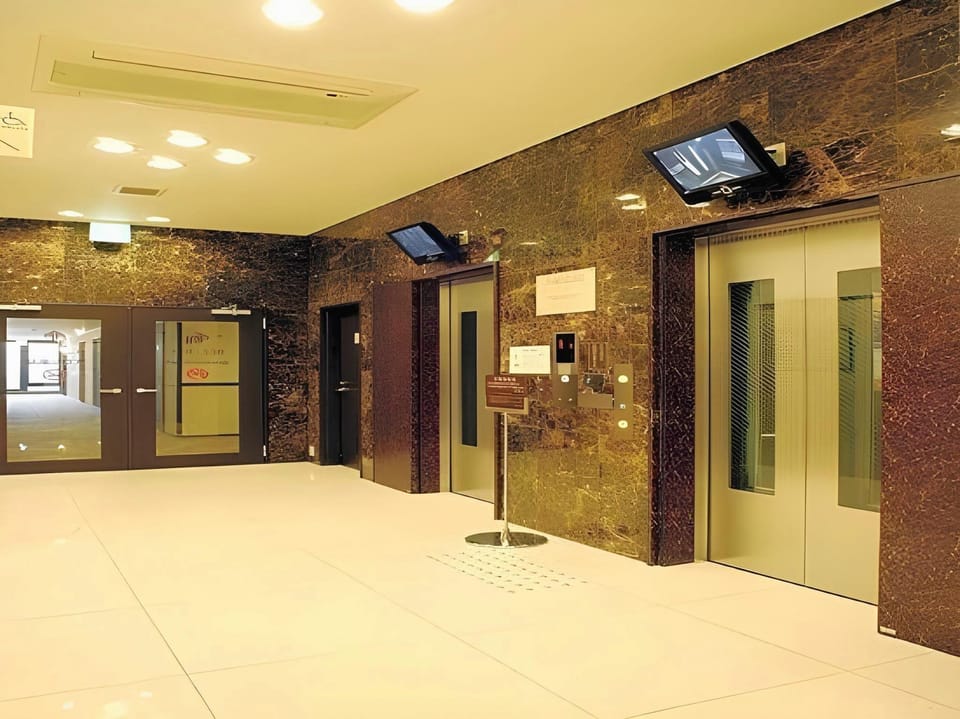 Toyoko Inn Shin-Osaka-eki Higashi-guchi Hotel in Osaka