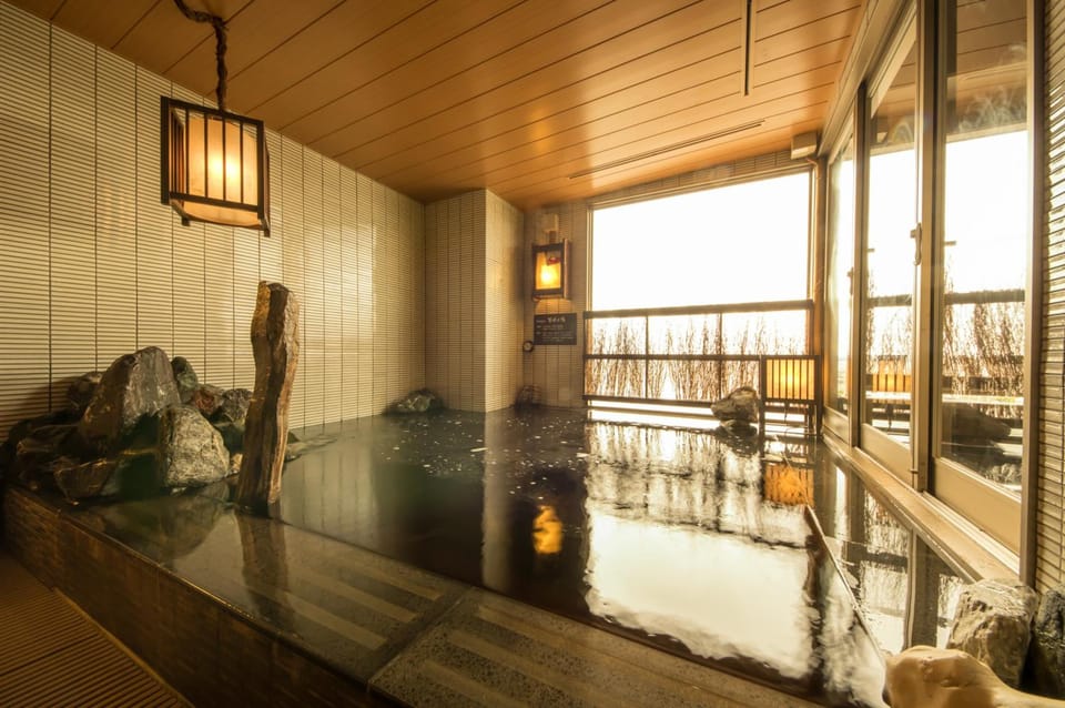 Hot spring bath