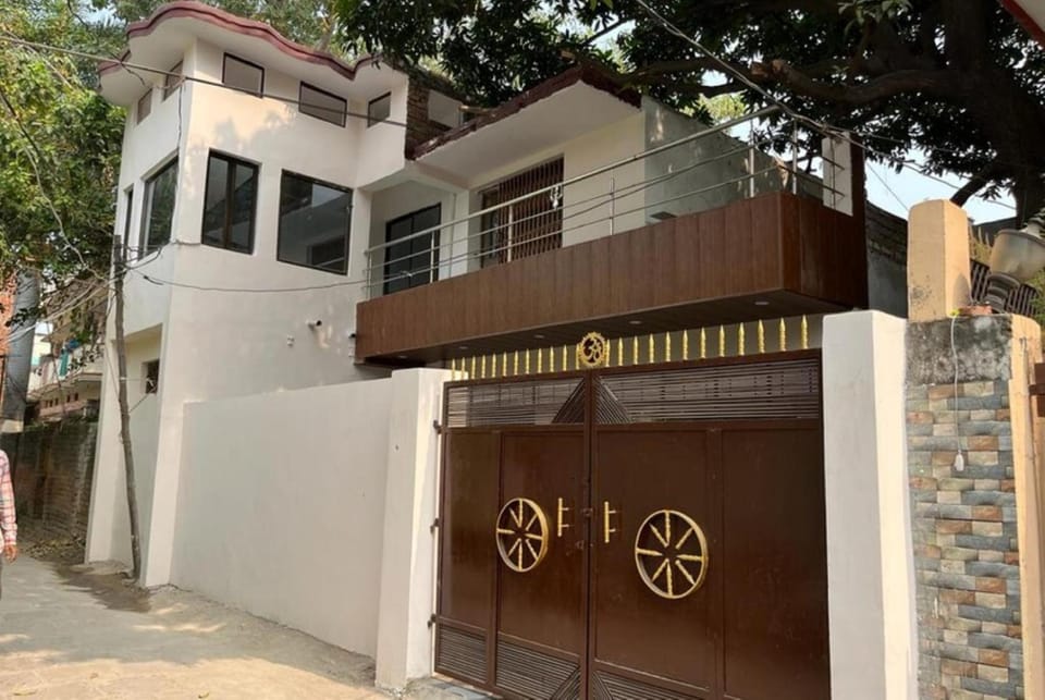 Goroomgo Banaras Residency Varanasi Hotel in Varanasi