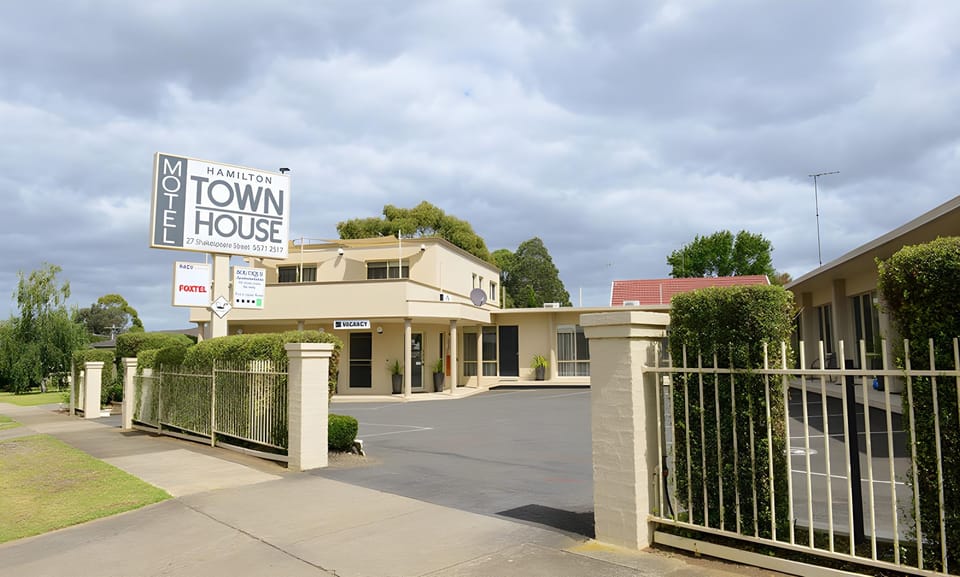 Hamilton Townhouse Motel Motel in Victoria