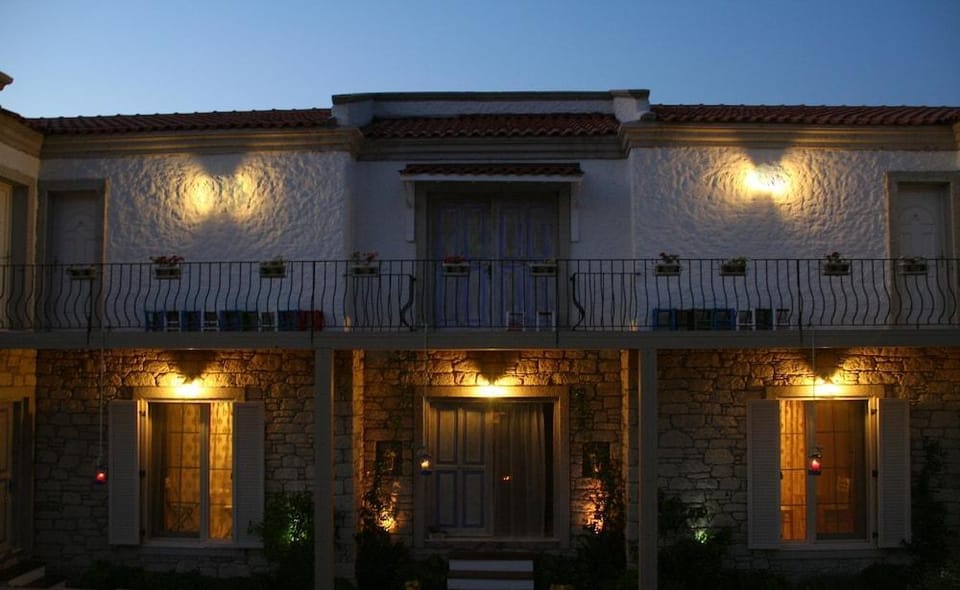 Yasemin Alacati - Adult Only Hotel in Alaçatı
