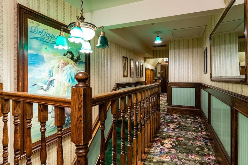 Saddleback Inn at Lake Arrowhead Hotel in Lake Arrowhead