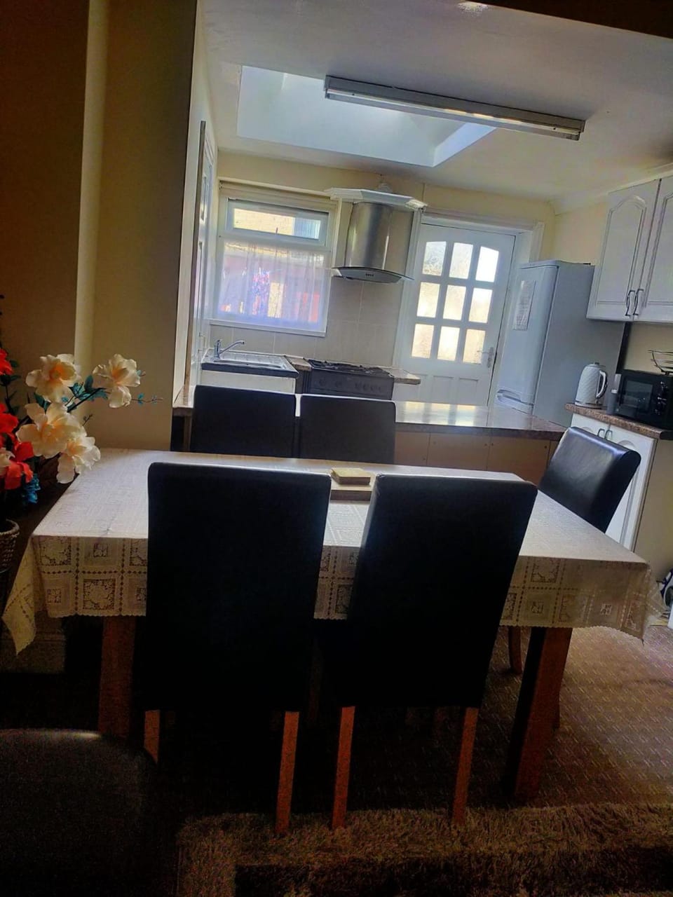 Paradise Apartment - Female Only Hotel in Bradford