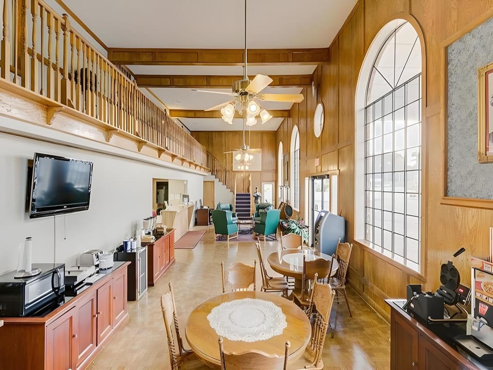 Lake View Inn Inn in Granbury