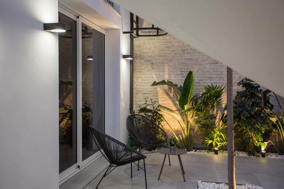 SingularStays Parque Central Hotel in Valencia