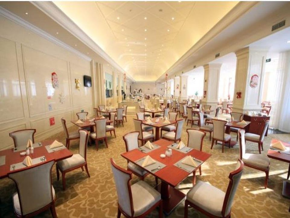 Tianjin Binhai One Hotel Resort in Tianjin