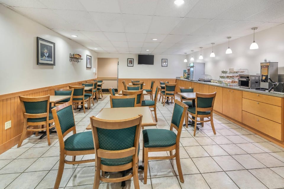 Quality Inn at Bangor Mall Hotel in Bangor