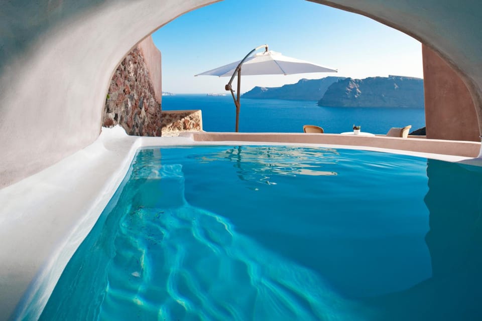 Armeni Luxury Villas Apartment hotel in Oia