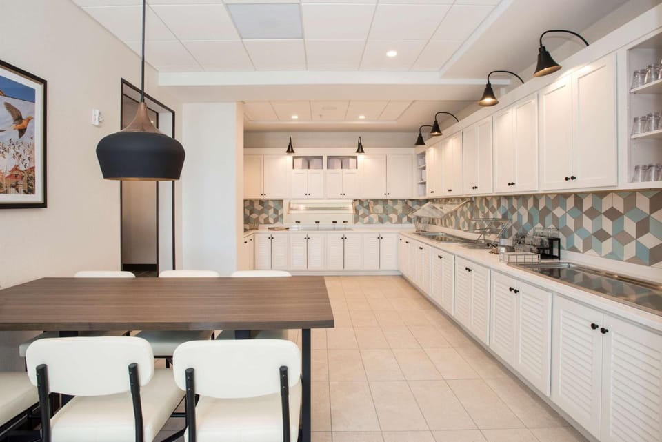 Hyatt Place Cincinnati/Sharonville Convention Center Hotel in Sharonville