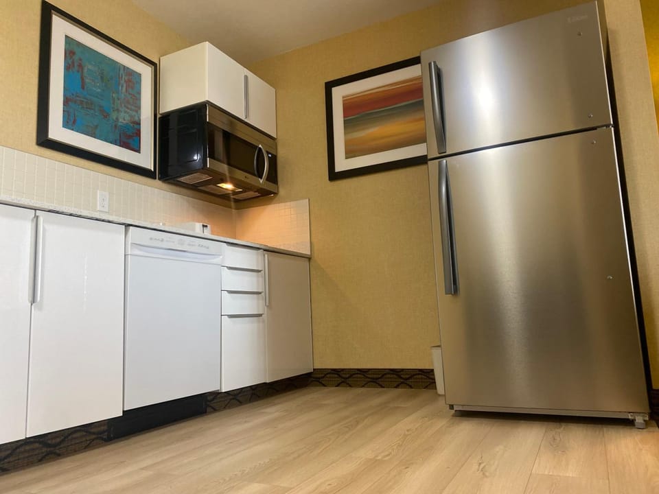 Wingate by Wyndham Fort Saskatchewan Hotel in Fort Saskatchewan