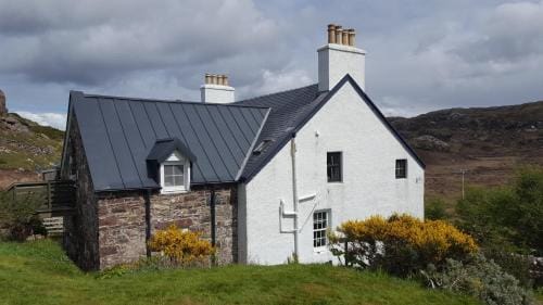 The Cruachan Stoer Hotel in Scotland